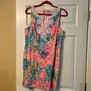 Beautiful Lilly pulitzer shift dress